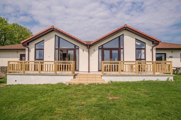 Gallery - Stoneleigh Village