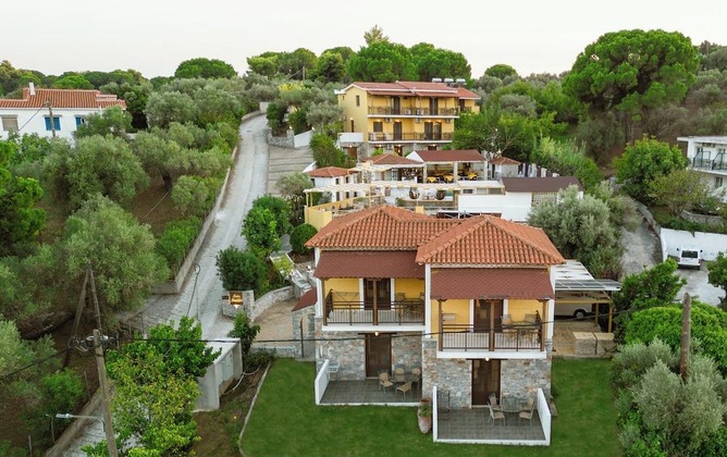 Gallery - Skiathos Island Suites