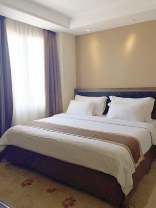 Gallery - Travellers Hotel Phinisi