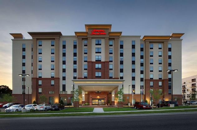 Gallery - Hampton Inn & Suites Falls Church