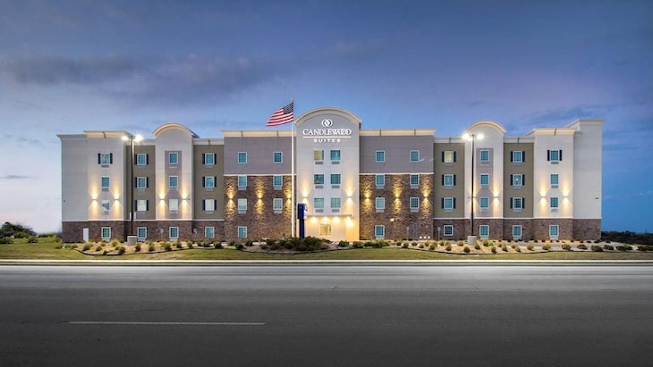 Gallery - Candlewood Suites Waco, An Ihg Hotel