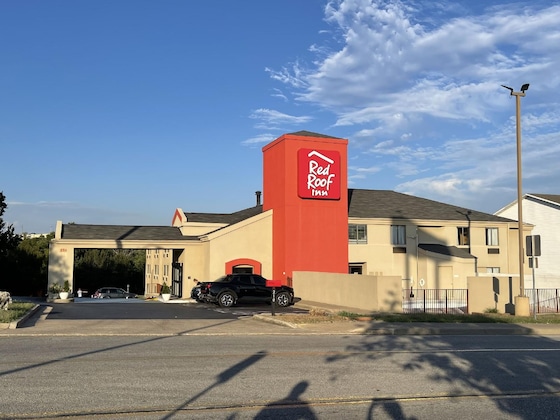 Gallery - Red Roof Inn Branson