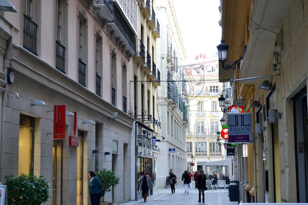 Gallery - Debambú Larios