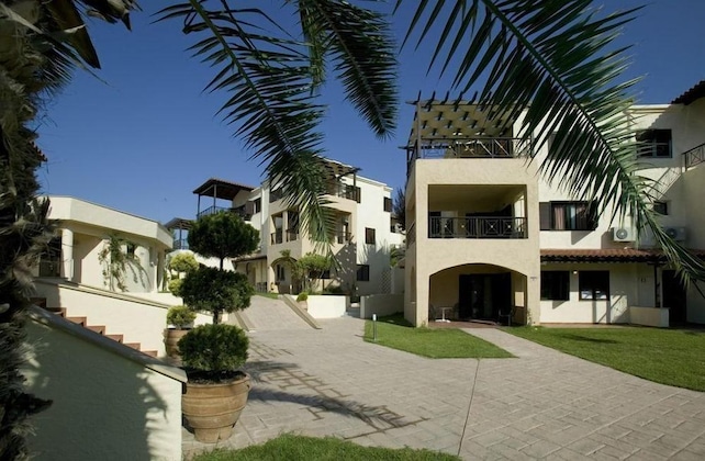 Gallery - Elani Bay Resort