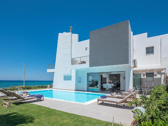 Gallery - Villa Almyra