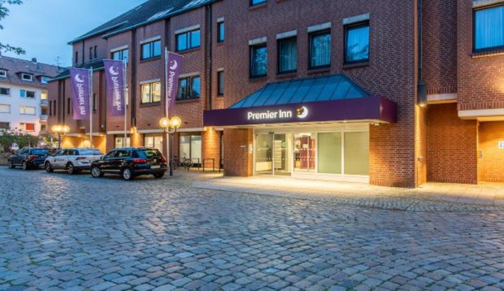 Gallery - Premier Inn Braunschweig City Centre