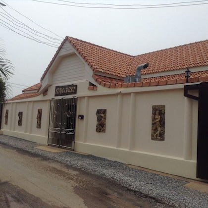 Gallery - Siam Court