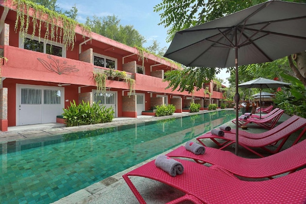 Gallery - Pinkcoco Gili Trawangan - Constant Surprises- For Cool Adults Only