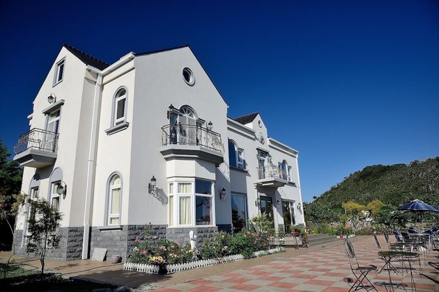 Gallery - Victoria Manor