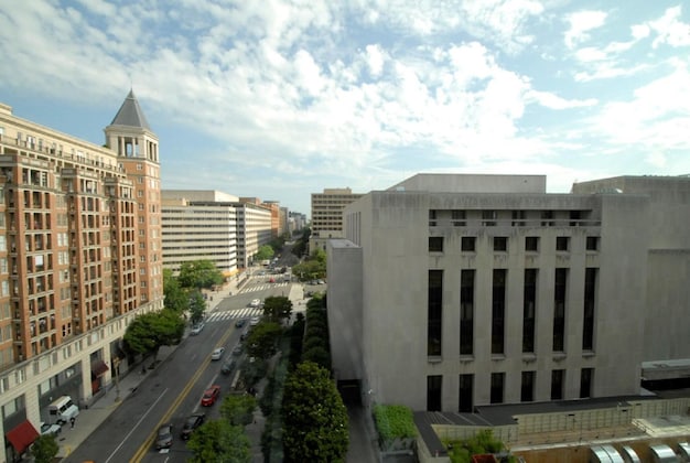 Gallery - Global Luxury Suites At The National Mall