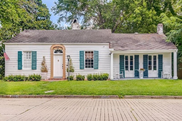 Gallery - Steele Cottage