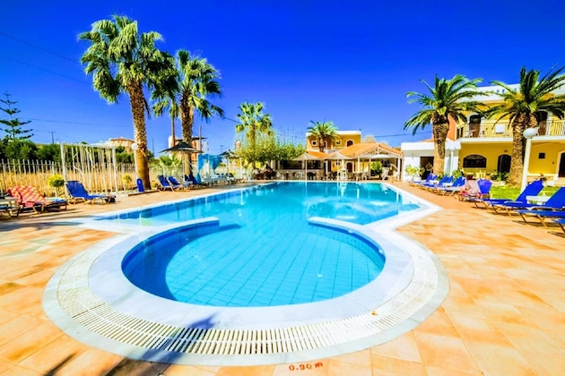 Gallery - Stelios Gardens