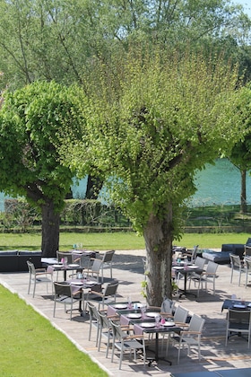 Gallery - Le Quincangrogne