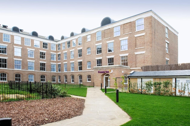 Gallery - Premier Inn Bury St Edmunds Town Centre