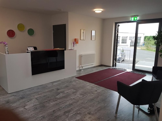 Gallery - Sunnys Hotel & Residence