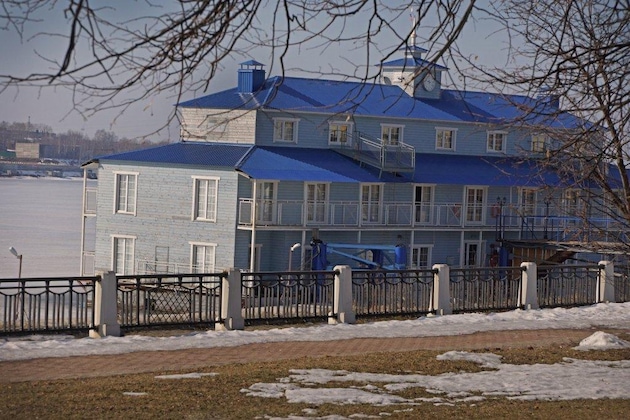 Gallery - Ostrovskij Prichal Hotel