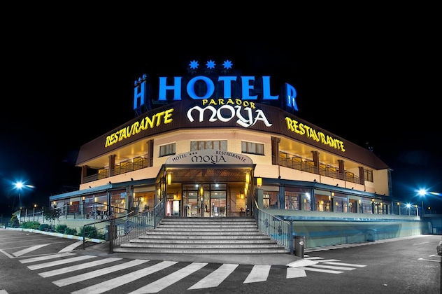 Gallery - Hotel Moya