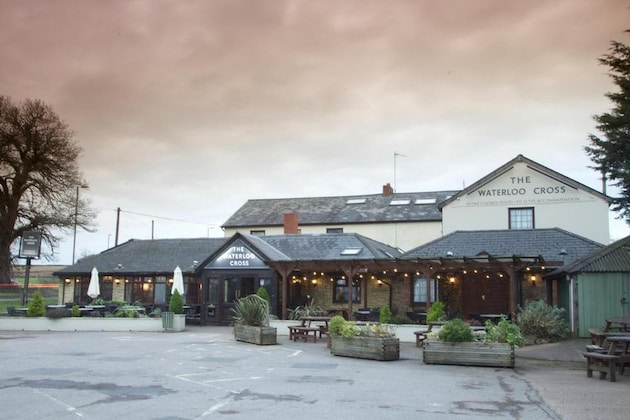 Gallery - Waterloo Cross, Devon by Marston's Inns