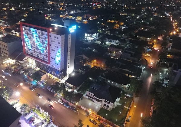Gallery - The 1O1 Palembang Rajawali