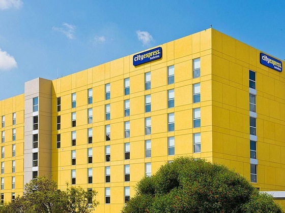 Gallery - City Express By Marriott Santiago Aeropuerto