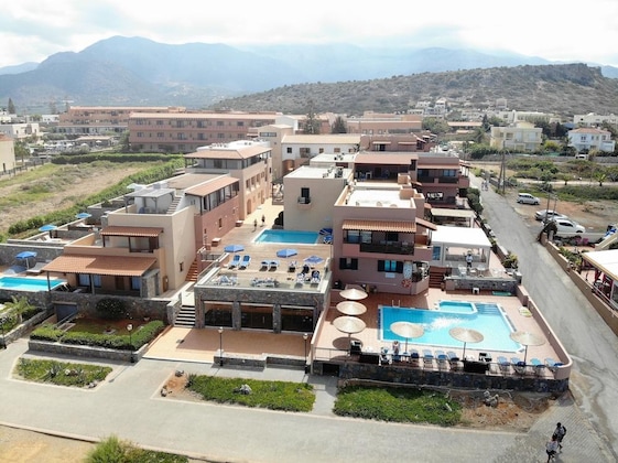 Gallery - Koutrakis Suites
