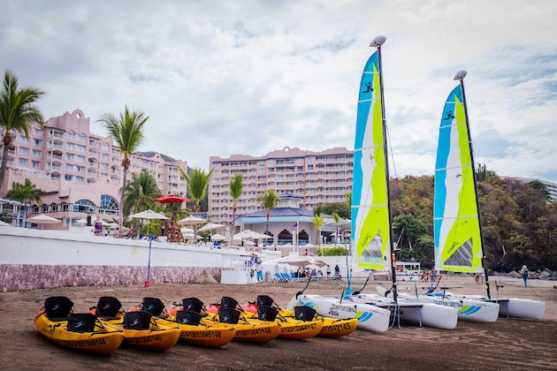 Gallery - Azul Ixtapa Beach Resort &  Convention Center - All Inclusive
