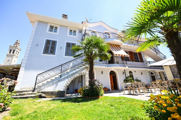 Gallery - Rose Garden Hotel