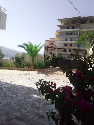 Gallery - Mariana Apartments