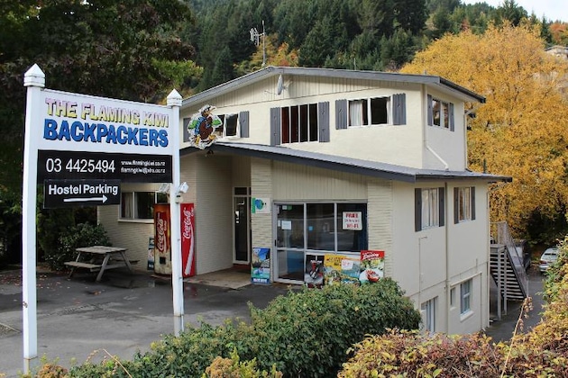 Gallery - The Flaming Kiwi Backpackers