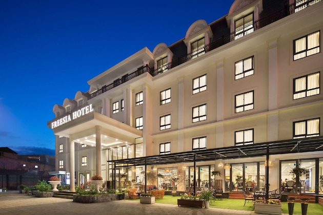 Gallery - Freesia Hotel