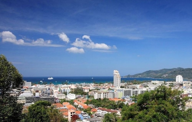 Gallery - Patong Hill Estate 8