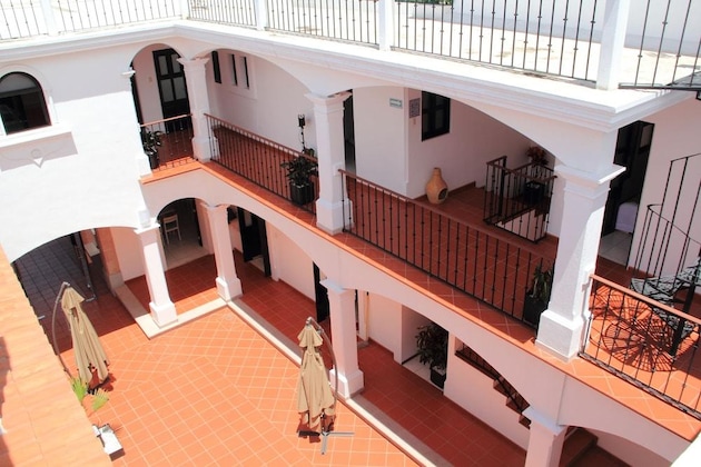 Gallery - Hotel La Casa De María