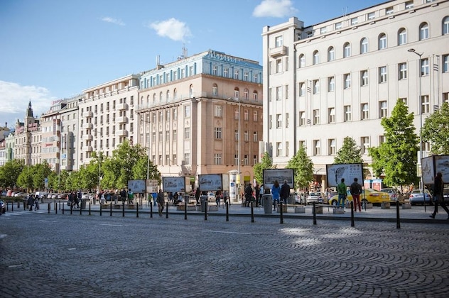 Gallery - Stunning Design Apartment