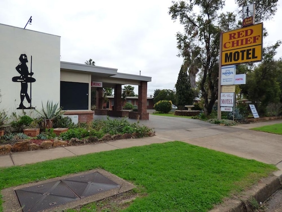 Gallery - Red Chief Motel