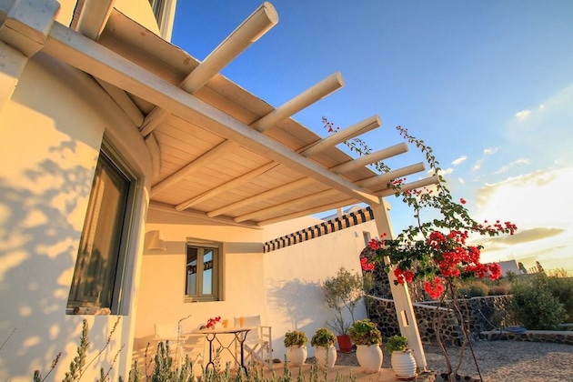 Gallery - Shades Of White Villas