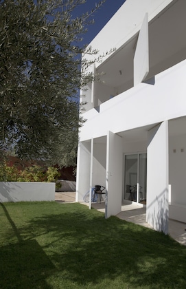 Gallery - Infinity White Complex