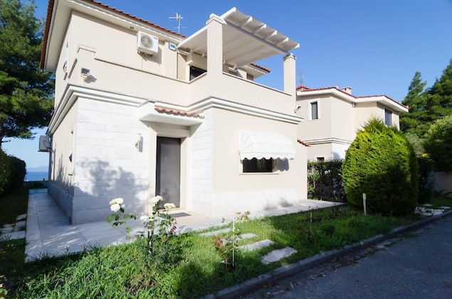 Gallery - White Rose Villa
