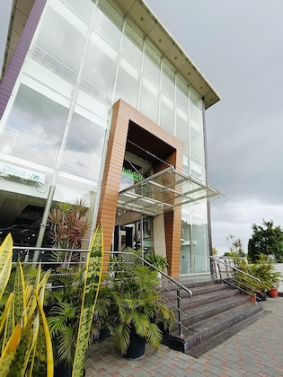 Gallery - Holiday Residency