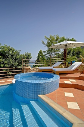 Gallery - Blue Horizon Suites