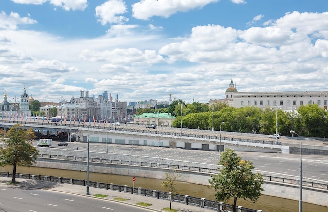 Gallery - Kotelnicheskaya Royal Tower