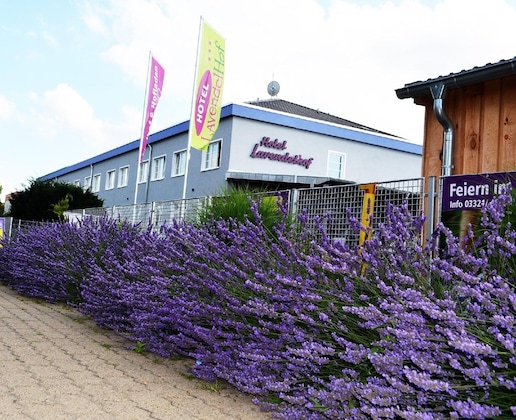 Gallery - Hotel Lavendelhof & Eselhof Nauen