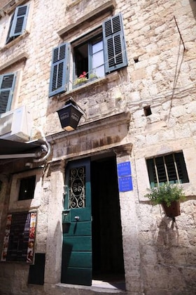 Gallery - Apartments & Rooms Lejletul