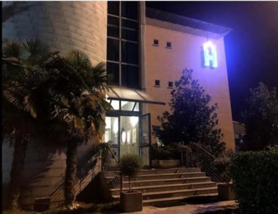 Gallery - Mini Hotel