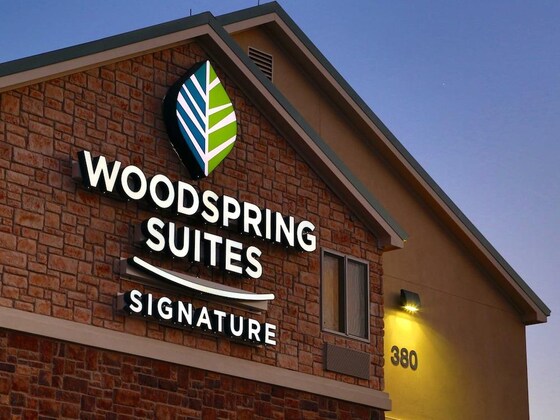 Gallery - WoodSpring Suites Signature Las Colinas