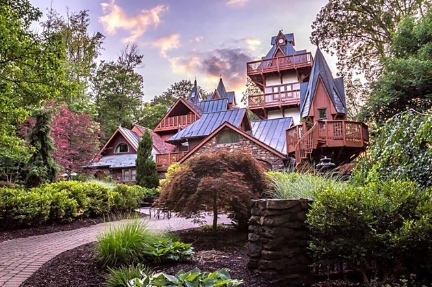 Gallery - Landoll's Mohican Castle