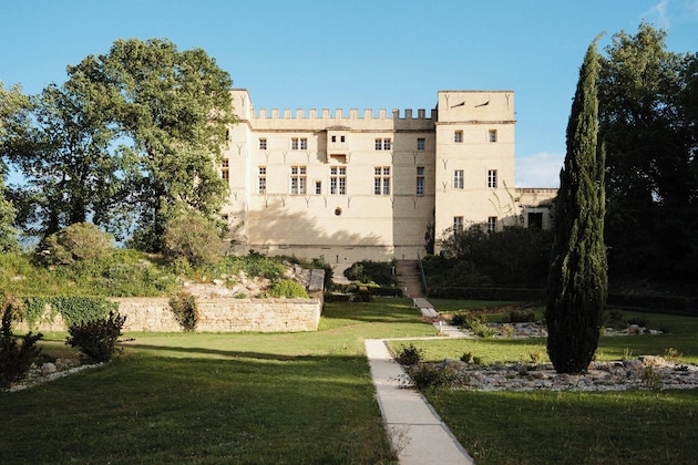 Gallery - Château De Pondres