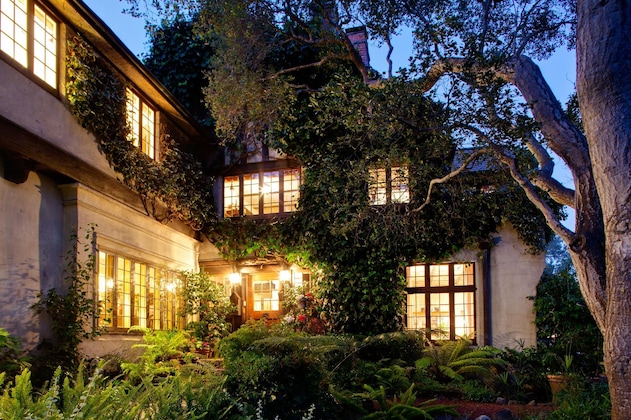 Gallery - Old Monterey Inn