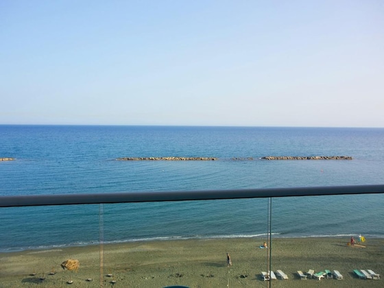 Gallery - Limassol on the Beach Apartment