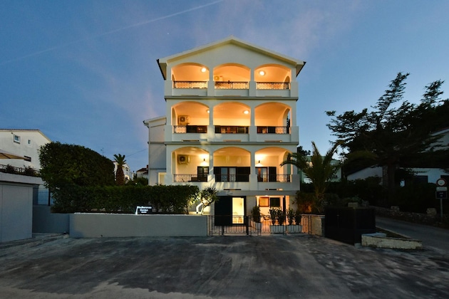 Gallery - Mediterraneo Garden Apartments