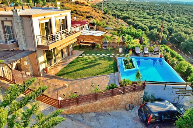 Gallery - Luxury Holiday Villas Gouves